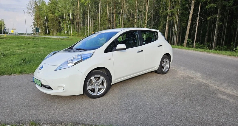 Nissan Leaf cena 44000 przebieg: 85500, rok produkcji 2017 z Olsztynek małe 92